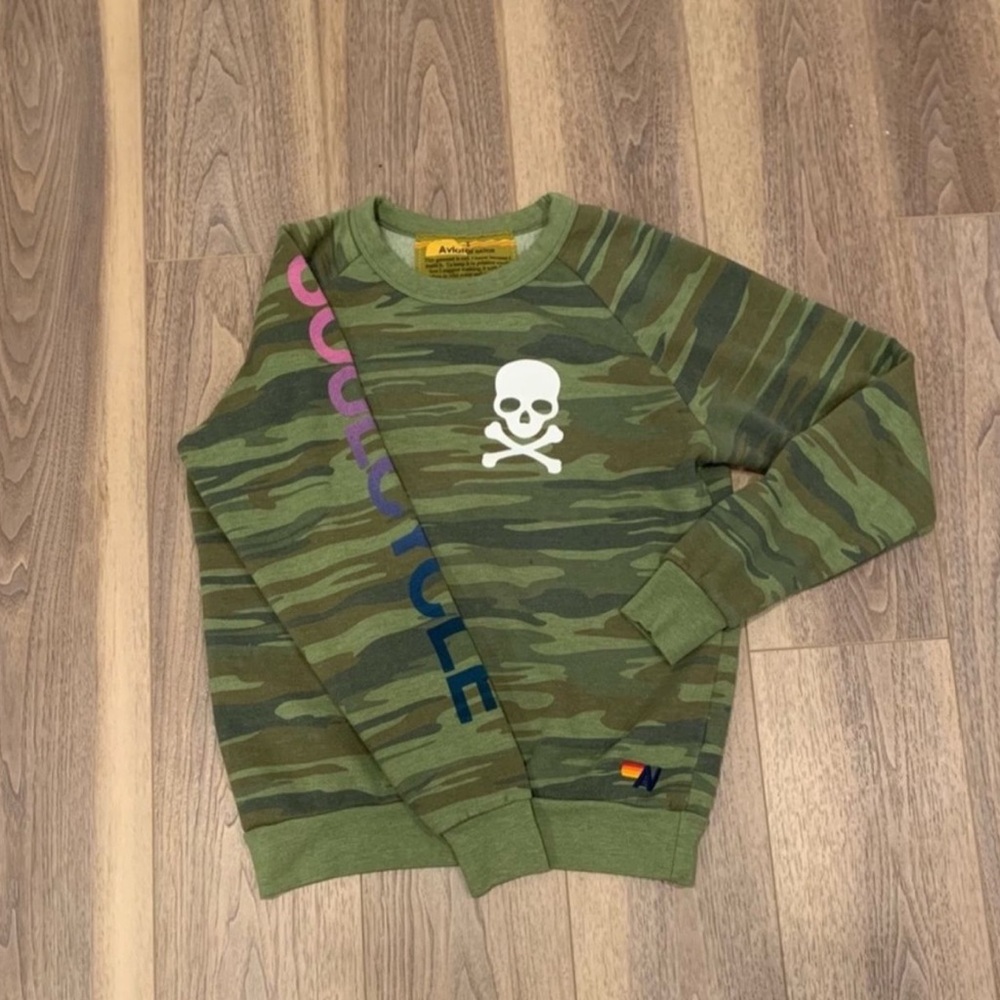 Aviator Nation X Soulcycle Crew Neck Size Small